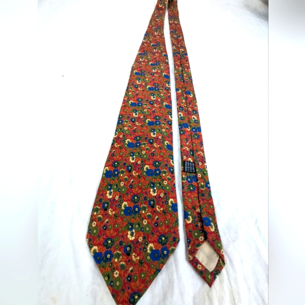 LANVIN Paris 100% Silk Tie Floral Graphics with Rich Colors 56"